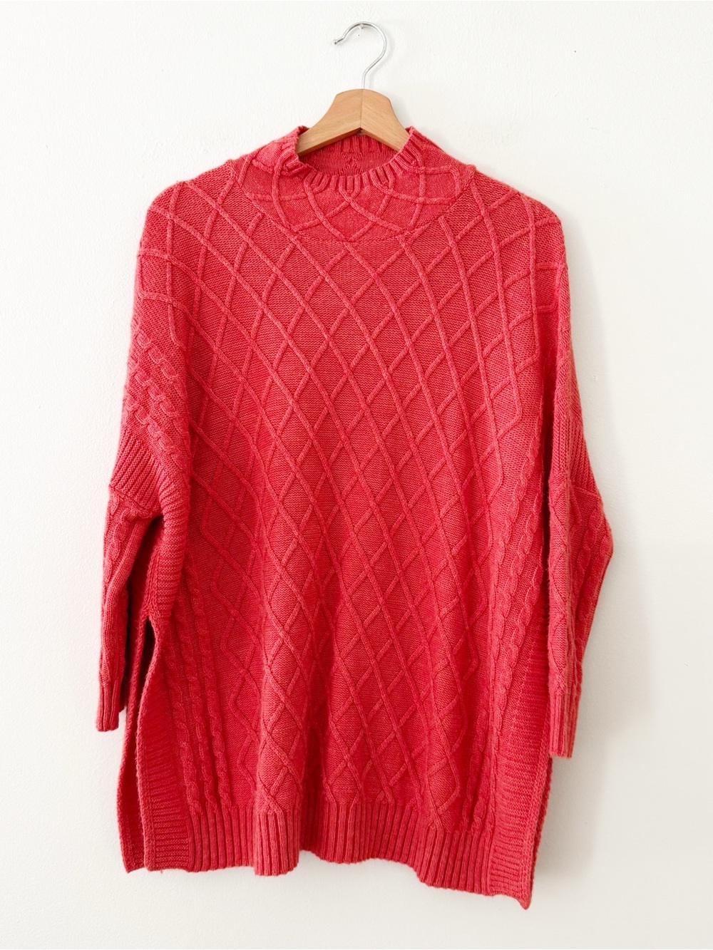 MER SEA Knit Pullover Sweater One Size OS Red Oversized Sleeves. In good conditi